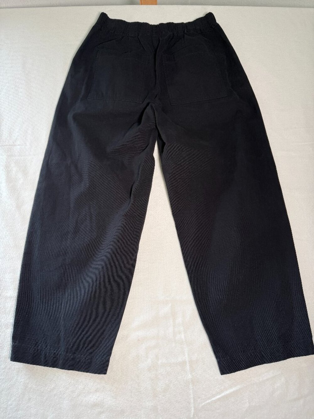 Universal Thread High-Rise  Barrel Pull-on Pants  Women's  Black Size Small NWOT
